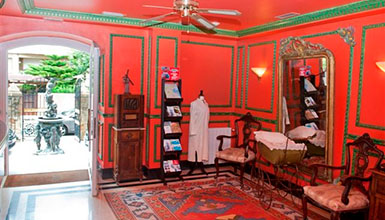 La Galeria Hotel