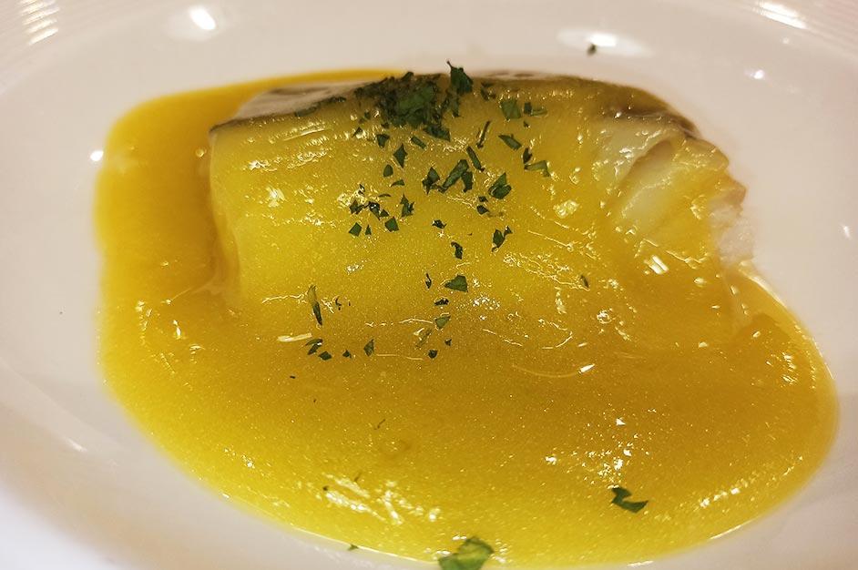Image of cod in pil-pil sauce