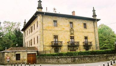 Palacio de Tola