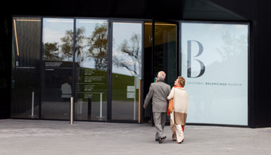 Museo Cristóbal Balenciaga Museoa