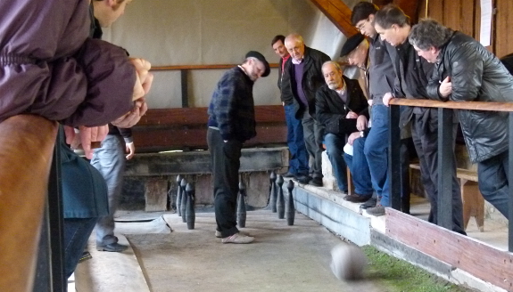Baskisches Kegeln (Bolos) in Zerain