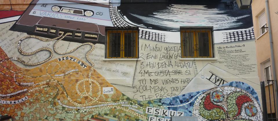 Eskuz Esku - Mosaico