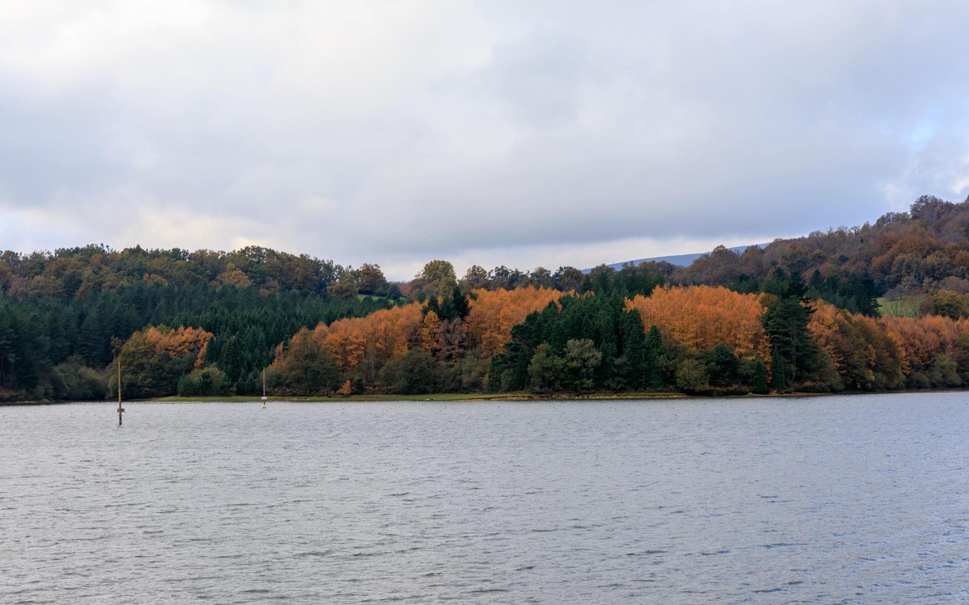 Embalse de Urrúnaga