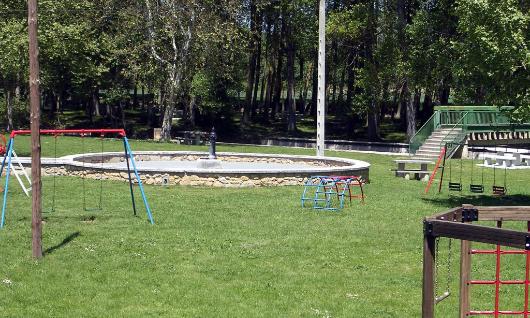 River swimming-pools of Espejo