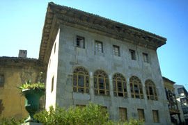 Palast Agirre, Deba