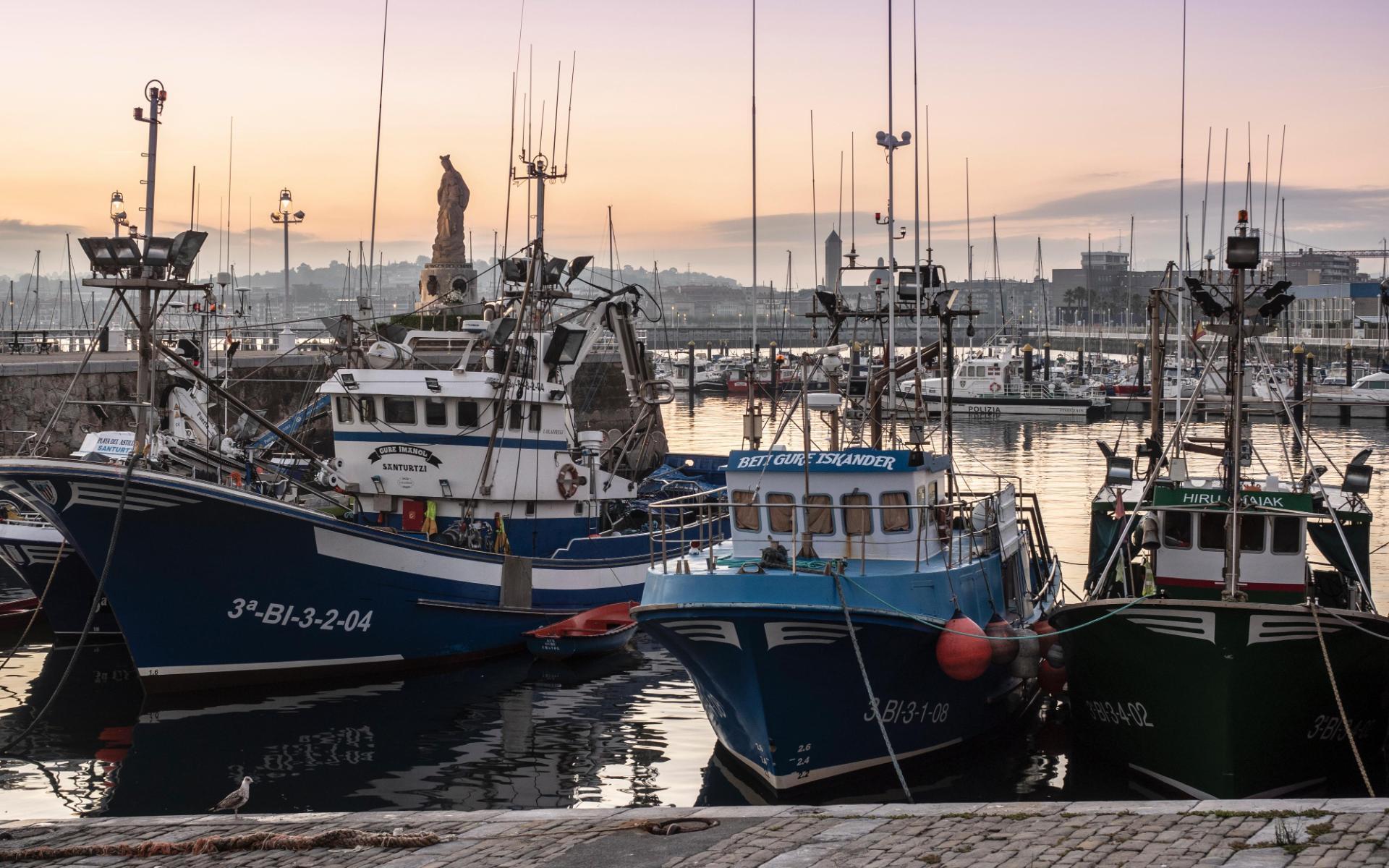 Santurtzi fishing harbour