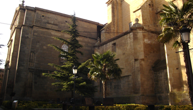 Kirche Santa María de los Reyes